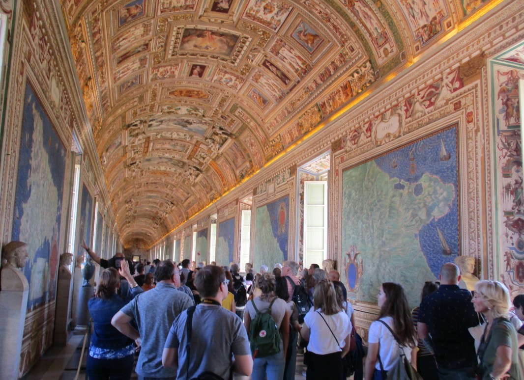 Cracking Retirement Map Room Vatican