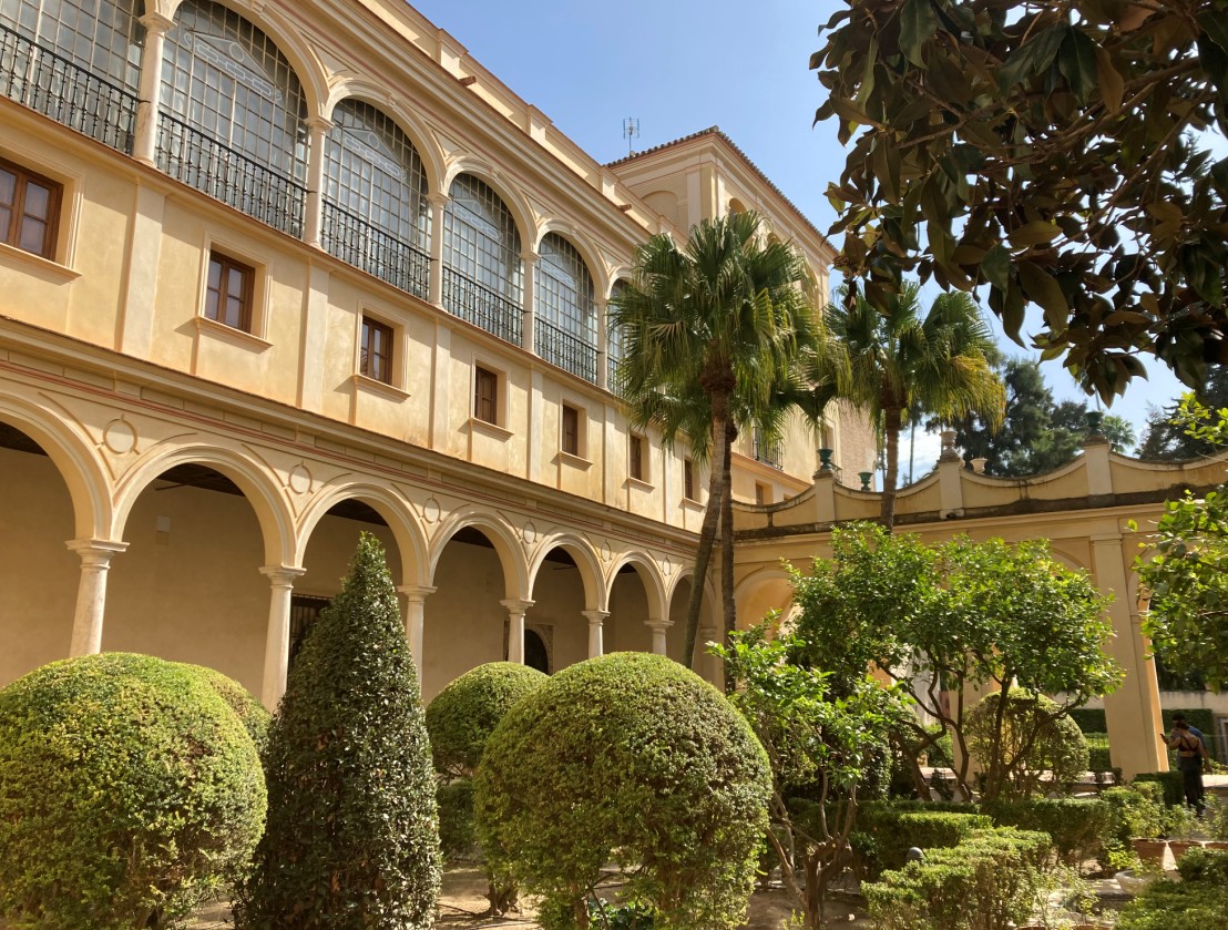Picture of the gardens at the Real Alcazar, Seville by Cracking Retirement